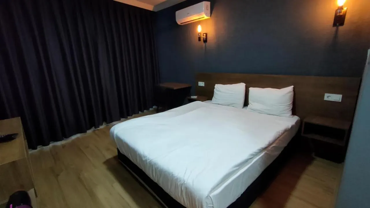 Beta Guesthouse Antalya 3*,